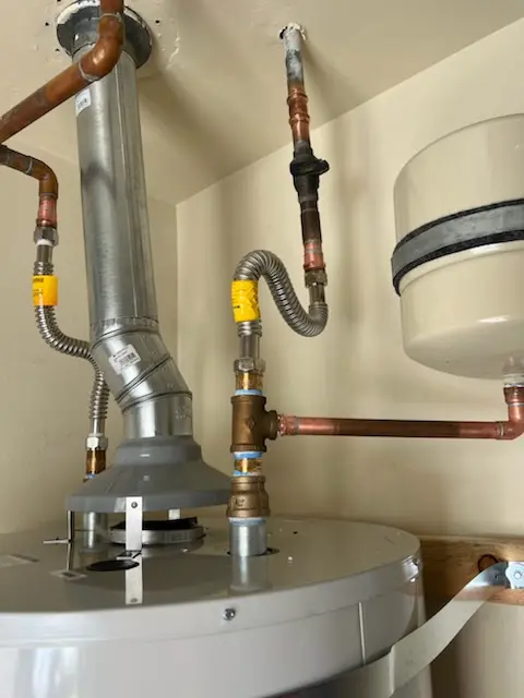 Water heater installation and plumbing repair in Cash Corner